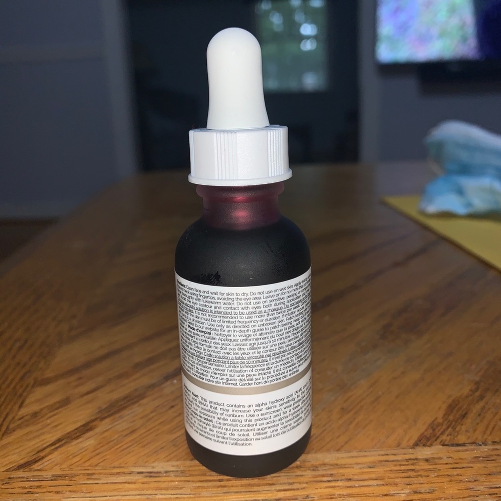 The Ordinary Red Peeling Solution